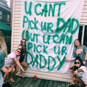 Meet your Posher, Marly